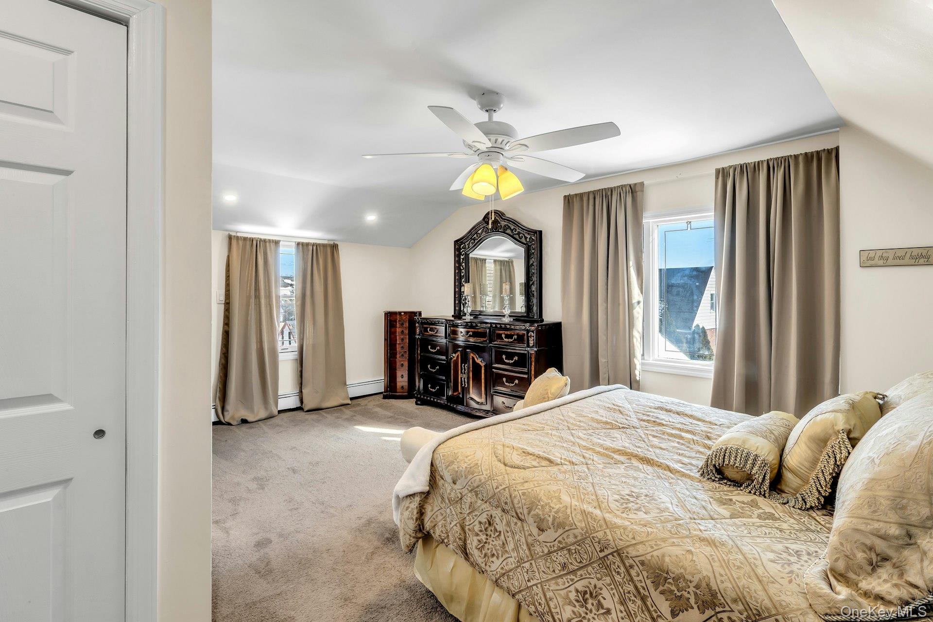 20 Law Street Property Photo 15