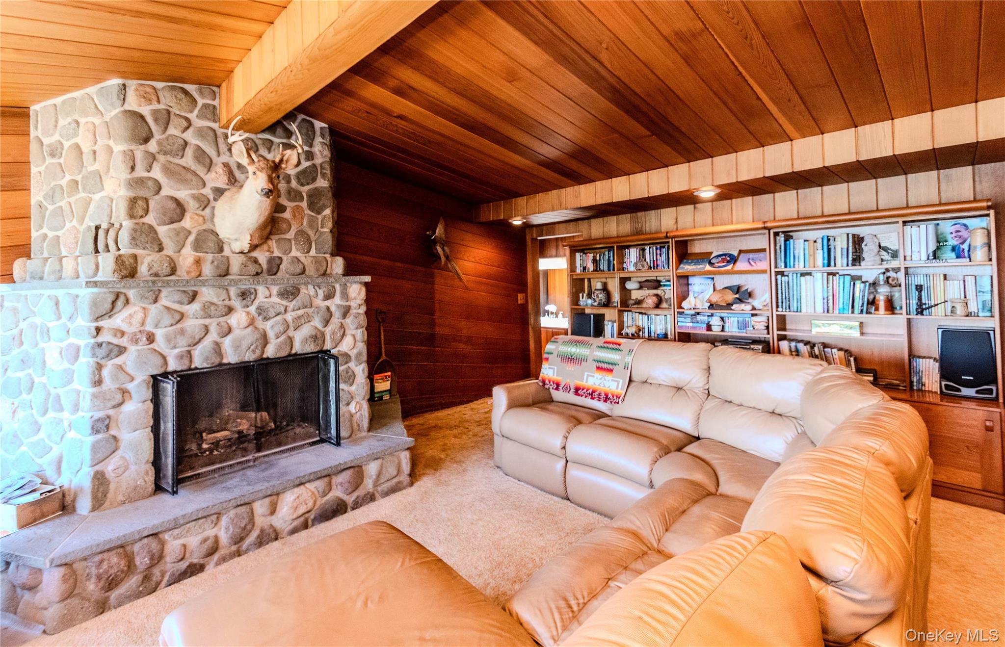 4154 W Shore Drive Property Photo 8