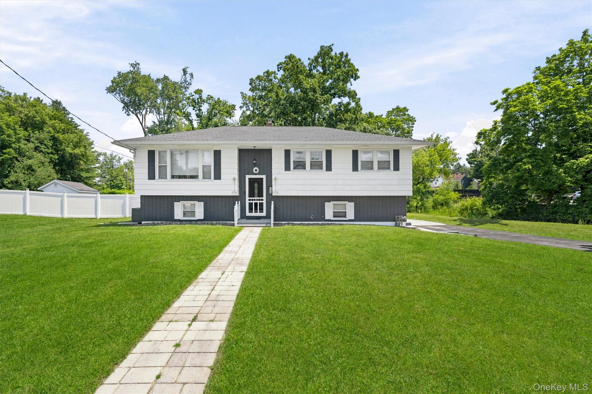 1 Brewster Drive Property Photo 24