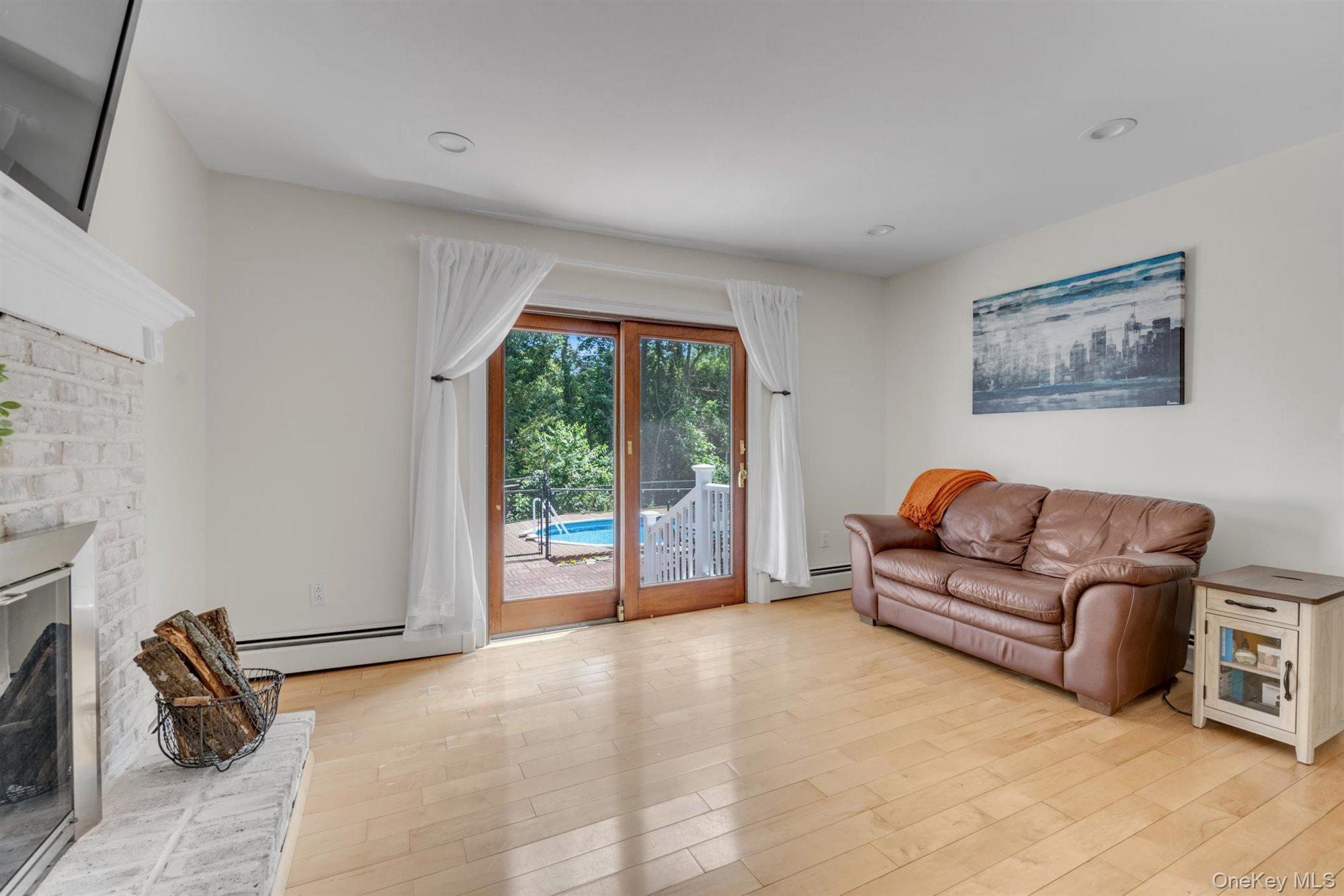17 Broadview Avenue Property Photo 12