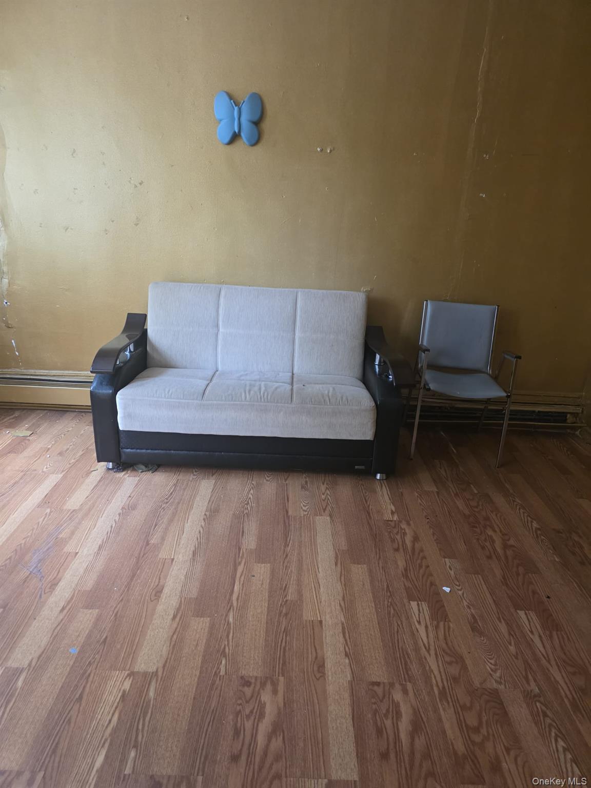 4014 Greenpoint Avenue Property Photo 4