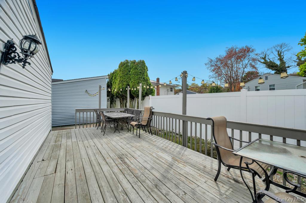 32 Beverly Street Property Photo 31