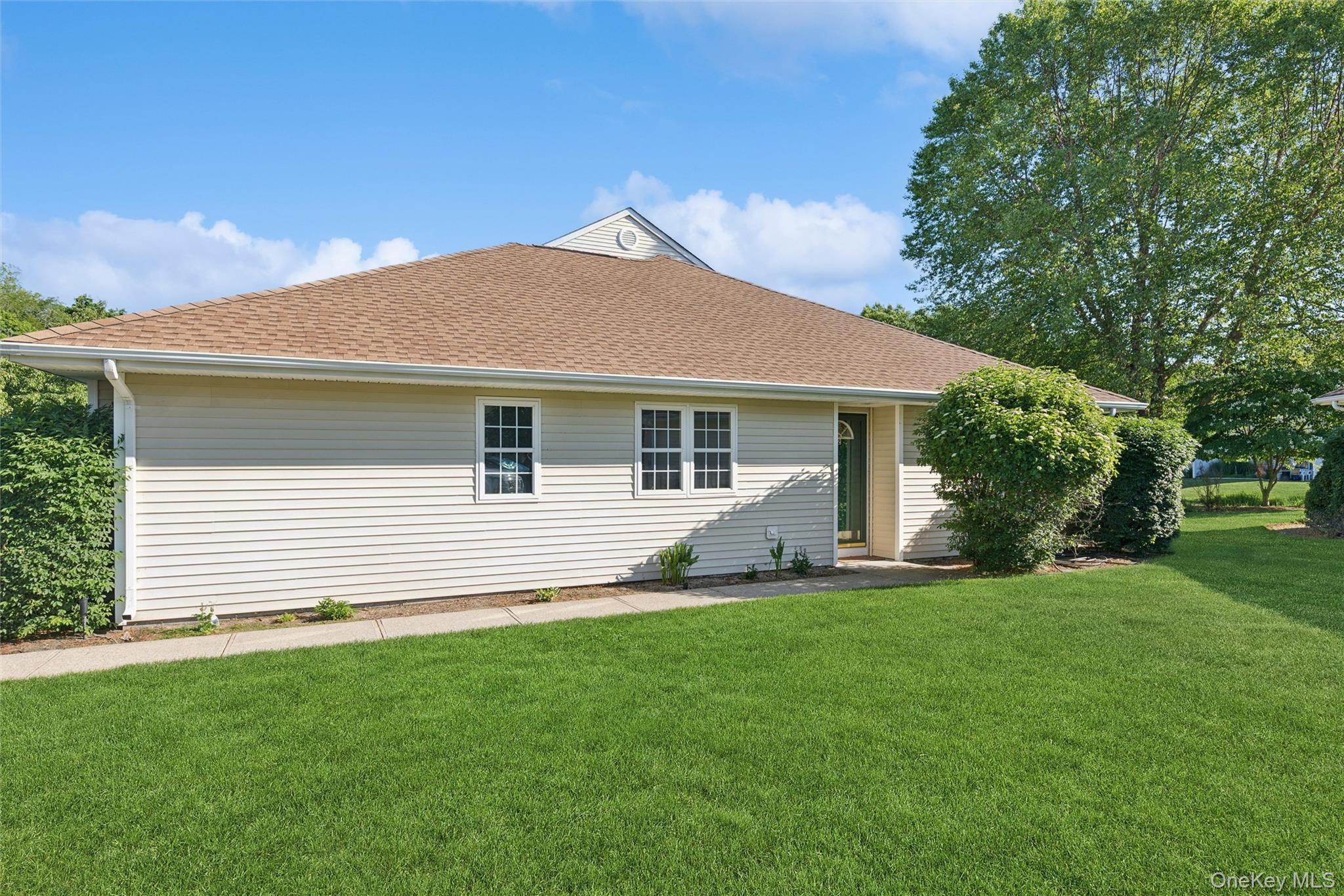 42 Blueberry Common Property Photo 1