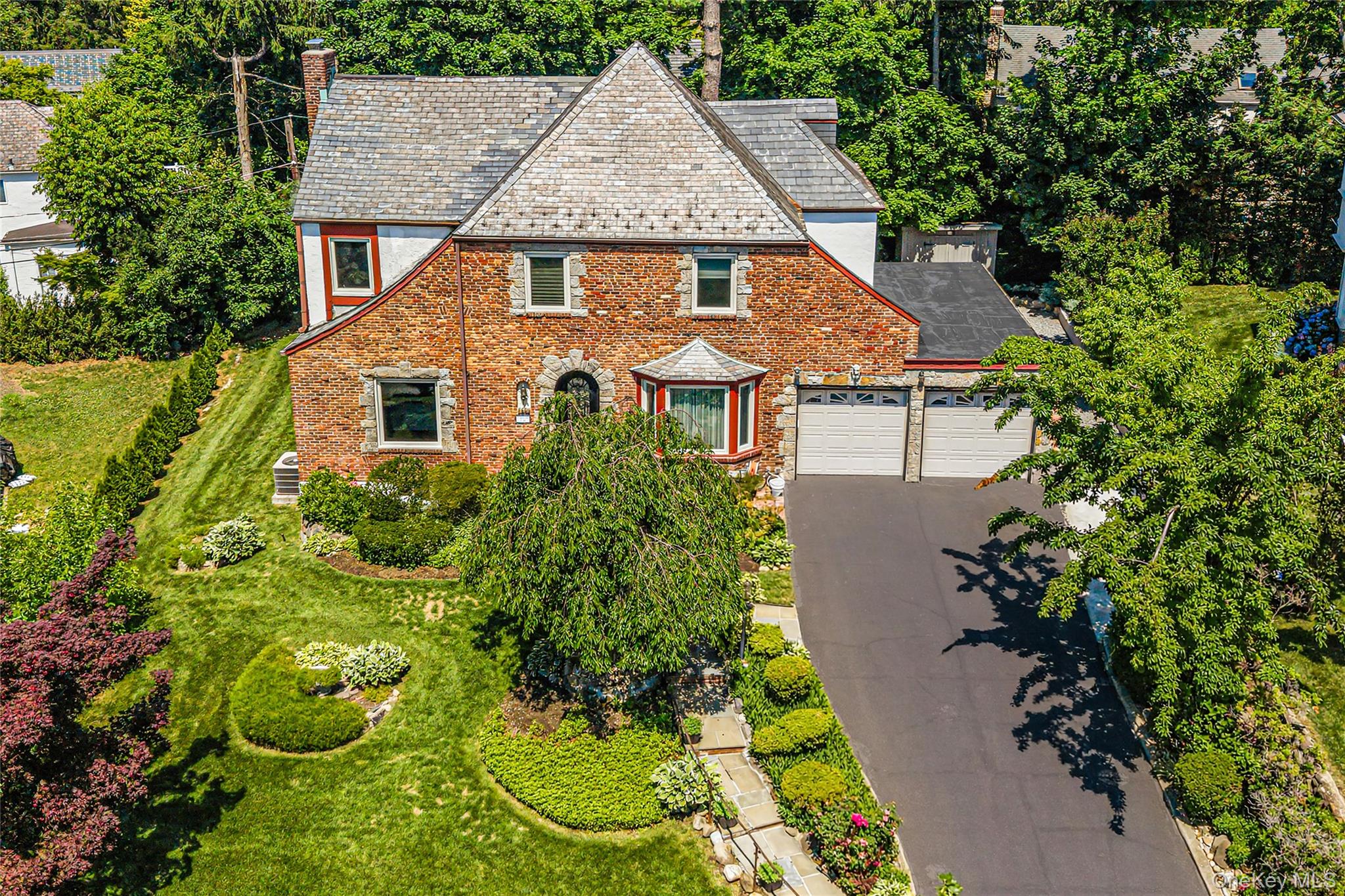 36 Strathmore Road Property Photo 1