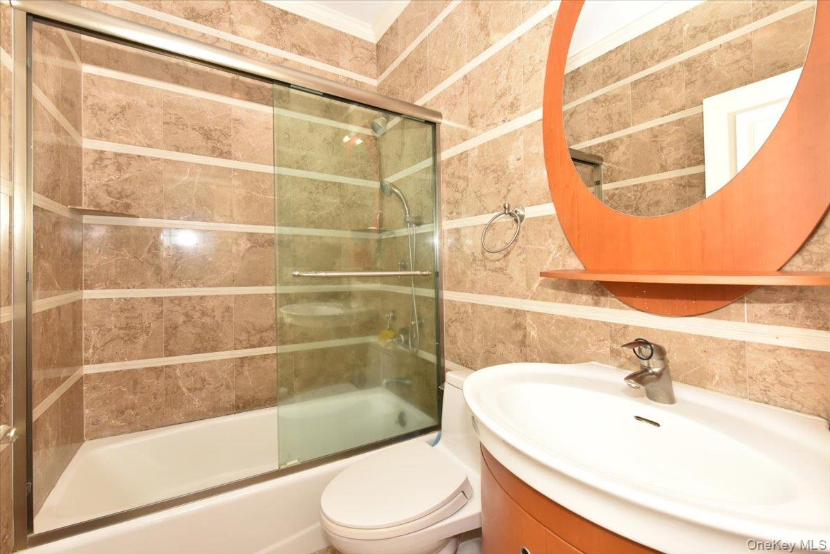3510 Riverside Drive Property Photo 26