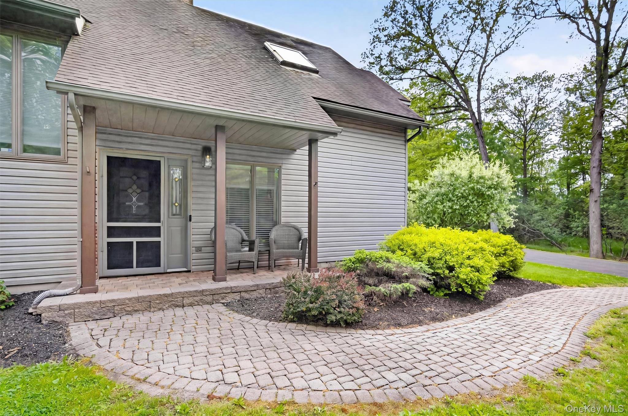 233 Hill Road Property Photo 3