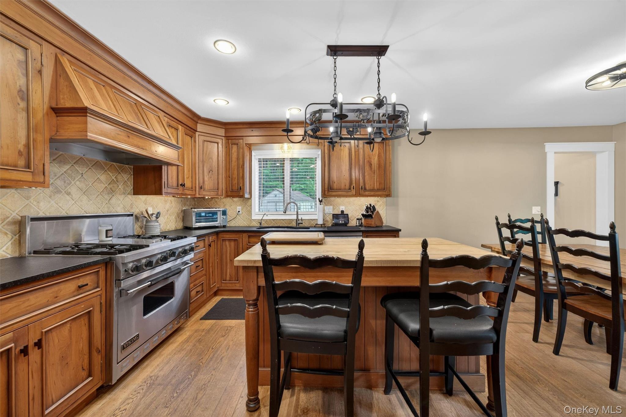 233 Hill Road Property Photo 17