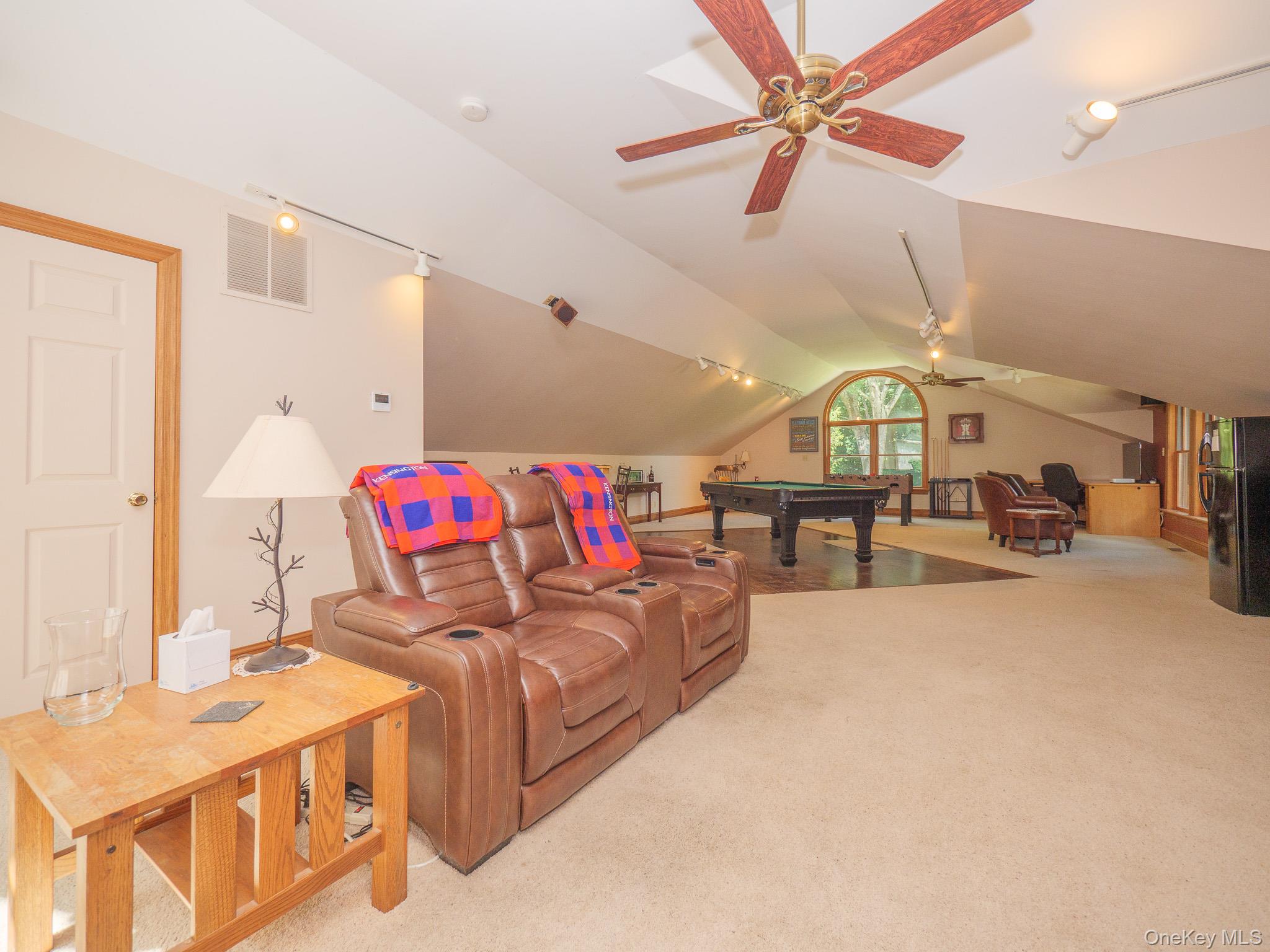 11 Kessler Drive Property Photo 12