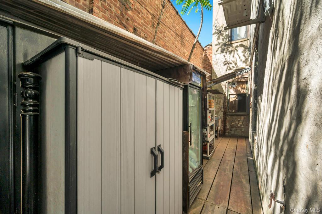 Freshpond Madison Property Photo 32