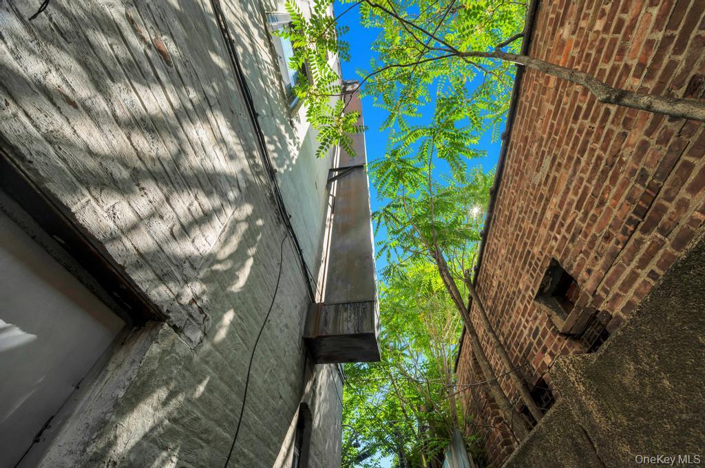 Freshpond Madison Property Photo 33