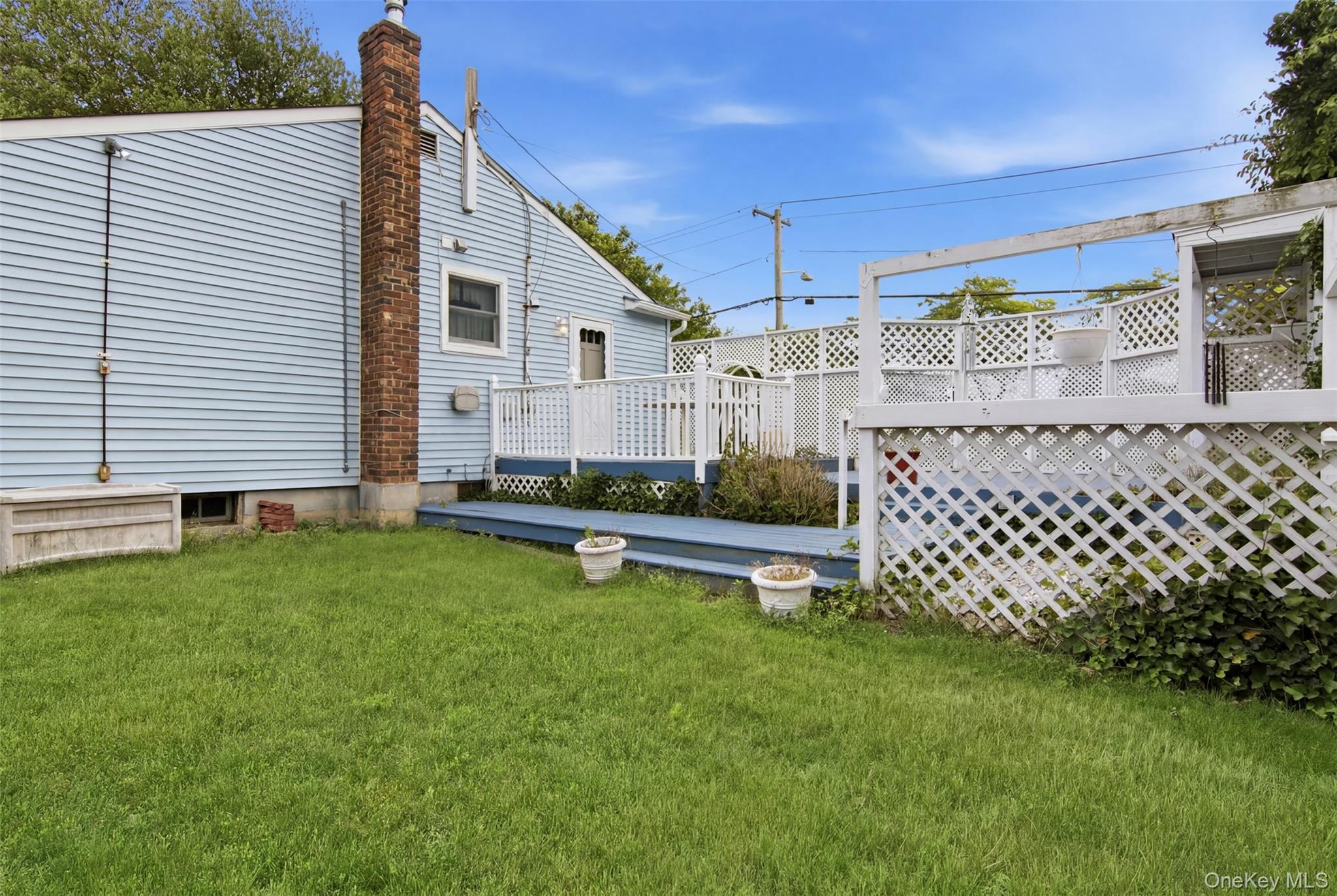 163 Islip Boulevard Property Photo 22