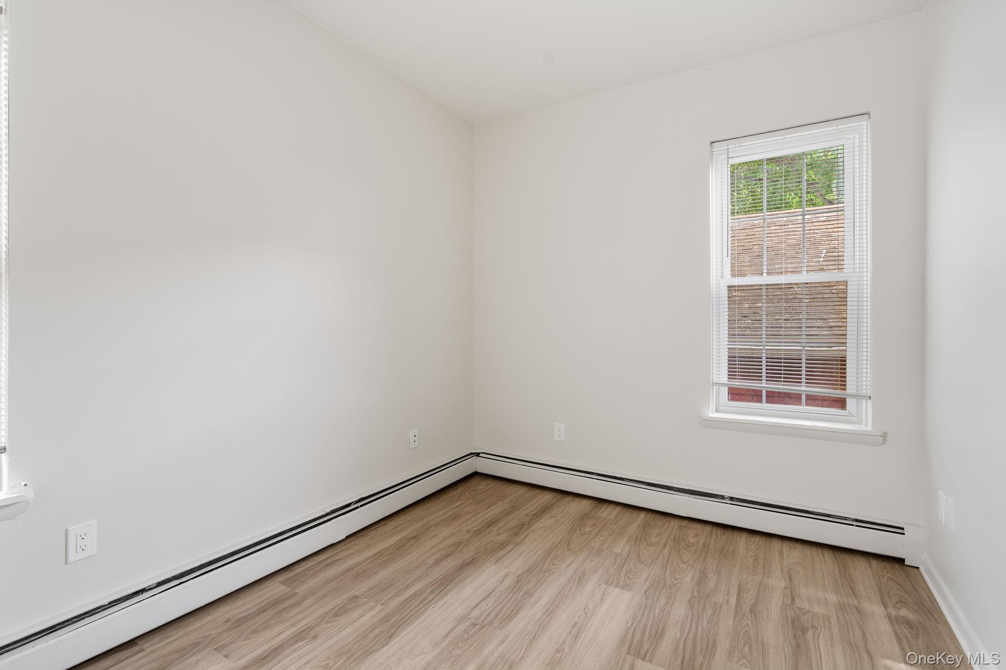 32 N Bridge Street Property Photo 8