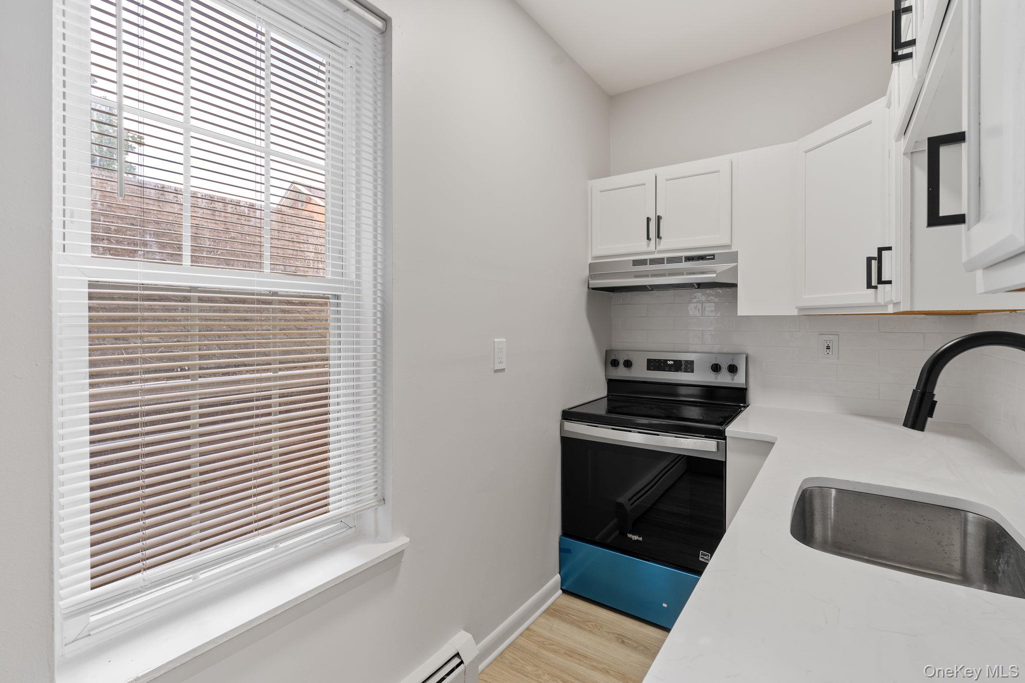 32 N Bridge Street Property Photo 10