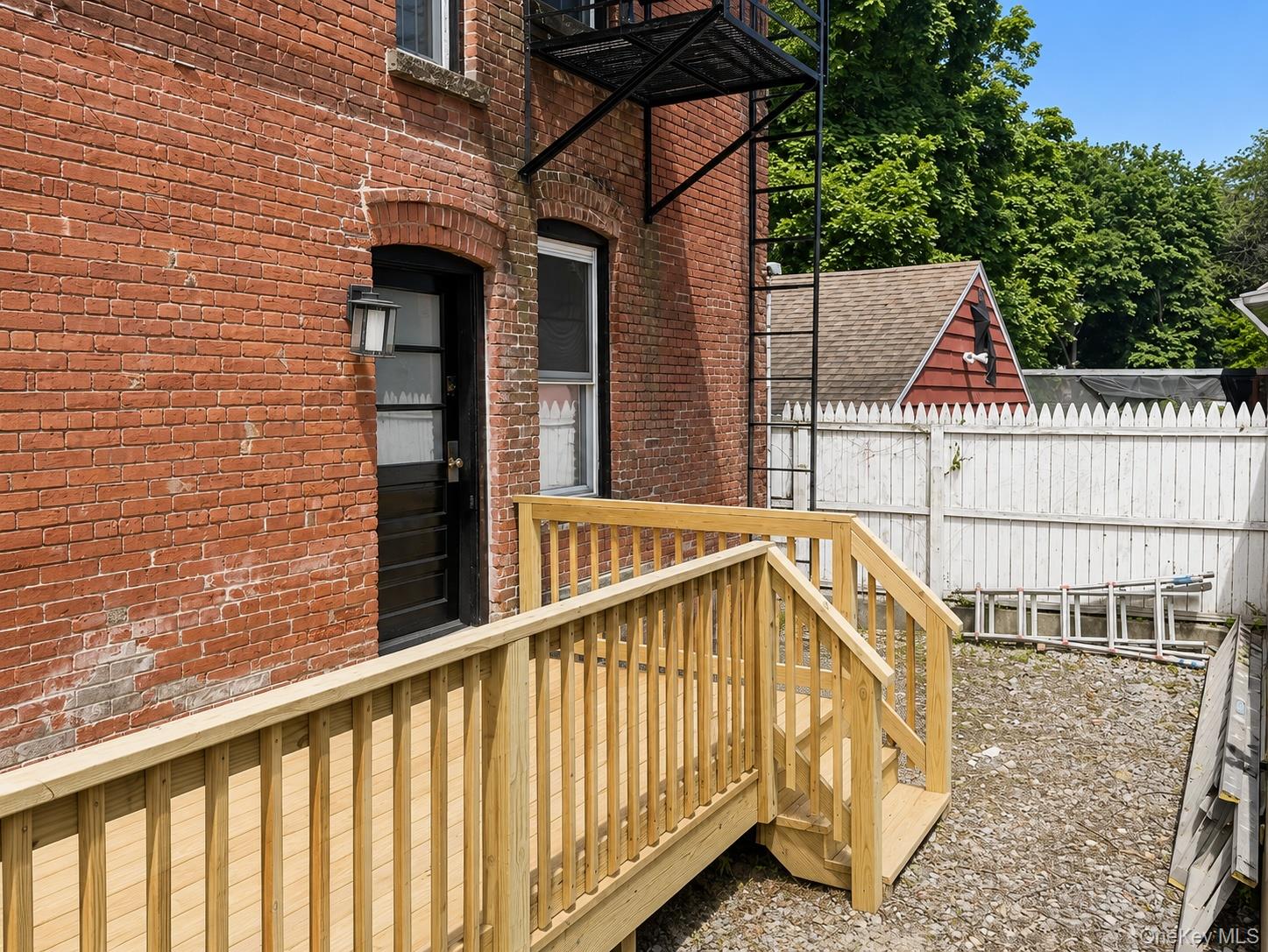32 N Bridge Street Property Photo 19