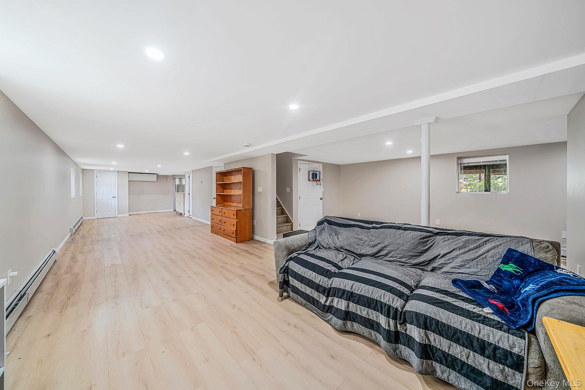 7 Somerset Street Property Photo 15