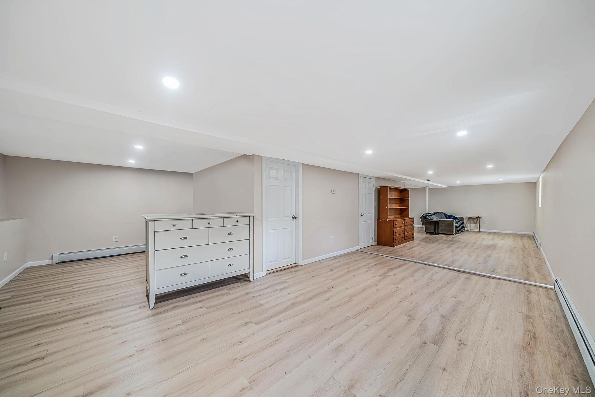 7 Somerset Street Property Photo 17