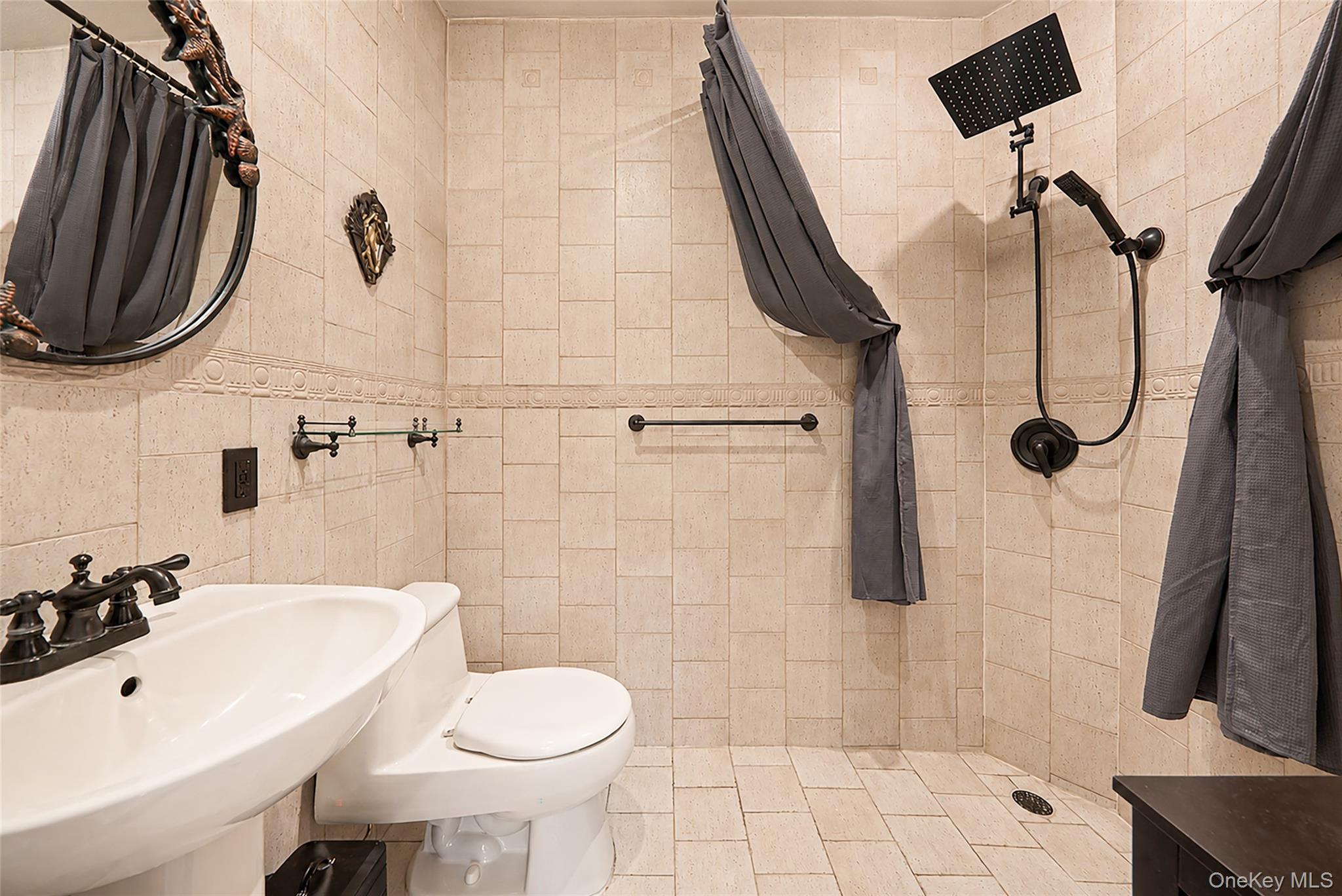 53 Mowbray Avenue Property Photo 12