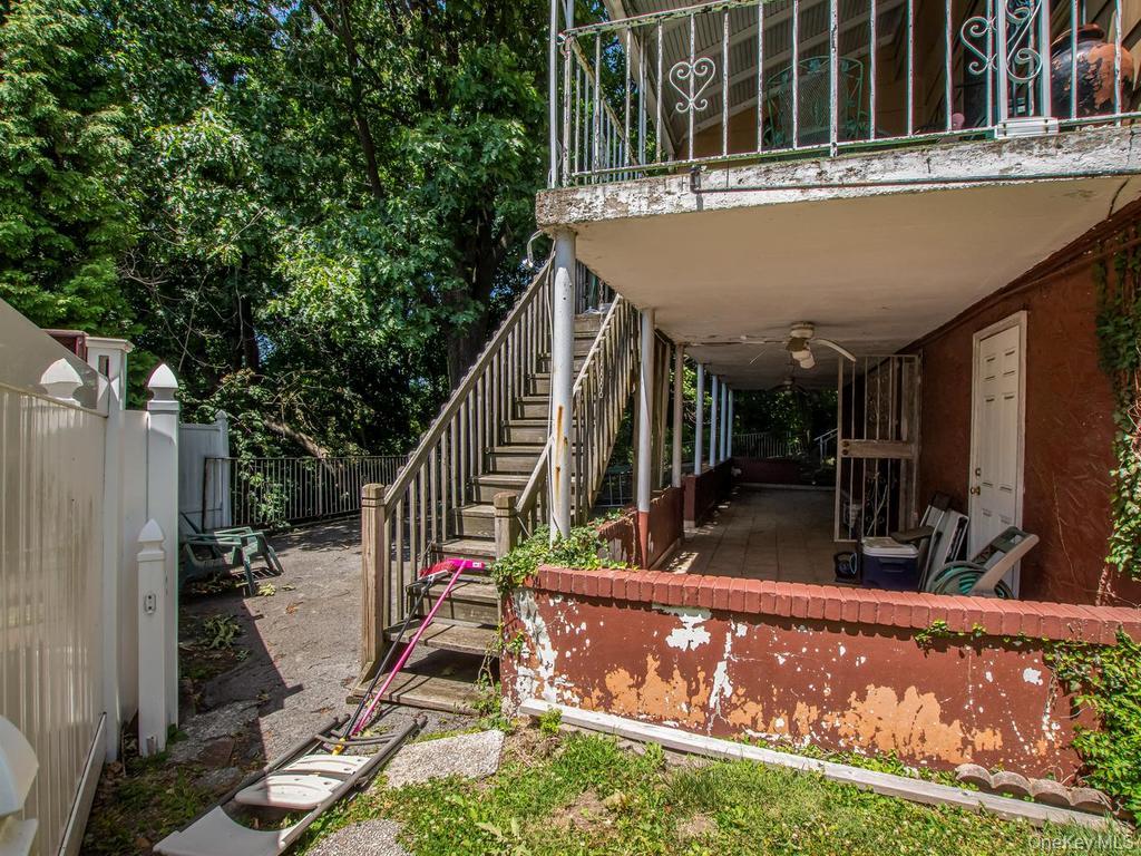 65 Sunset Drive Property Photo 3