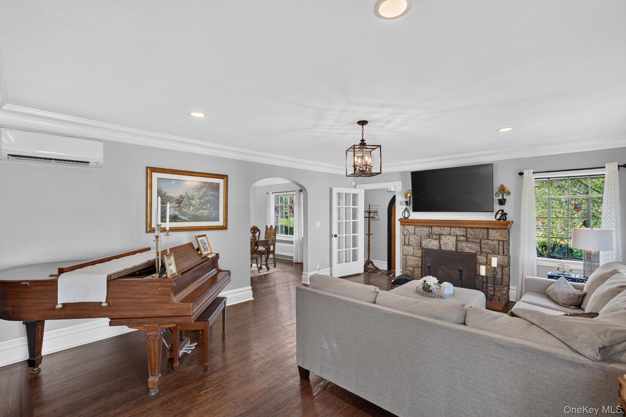 17 Hollywood Court Property Photo 8