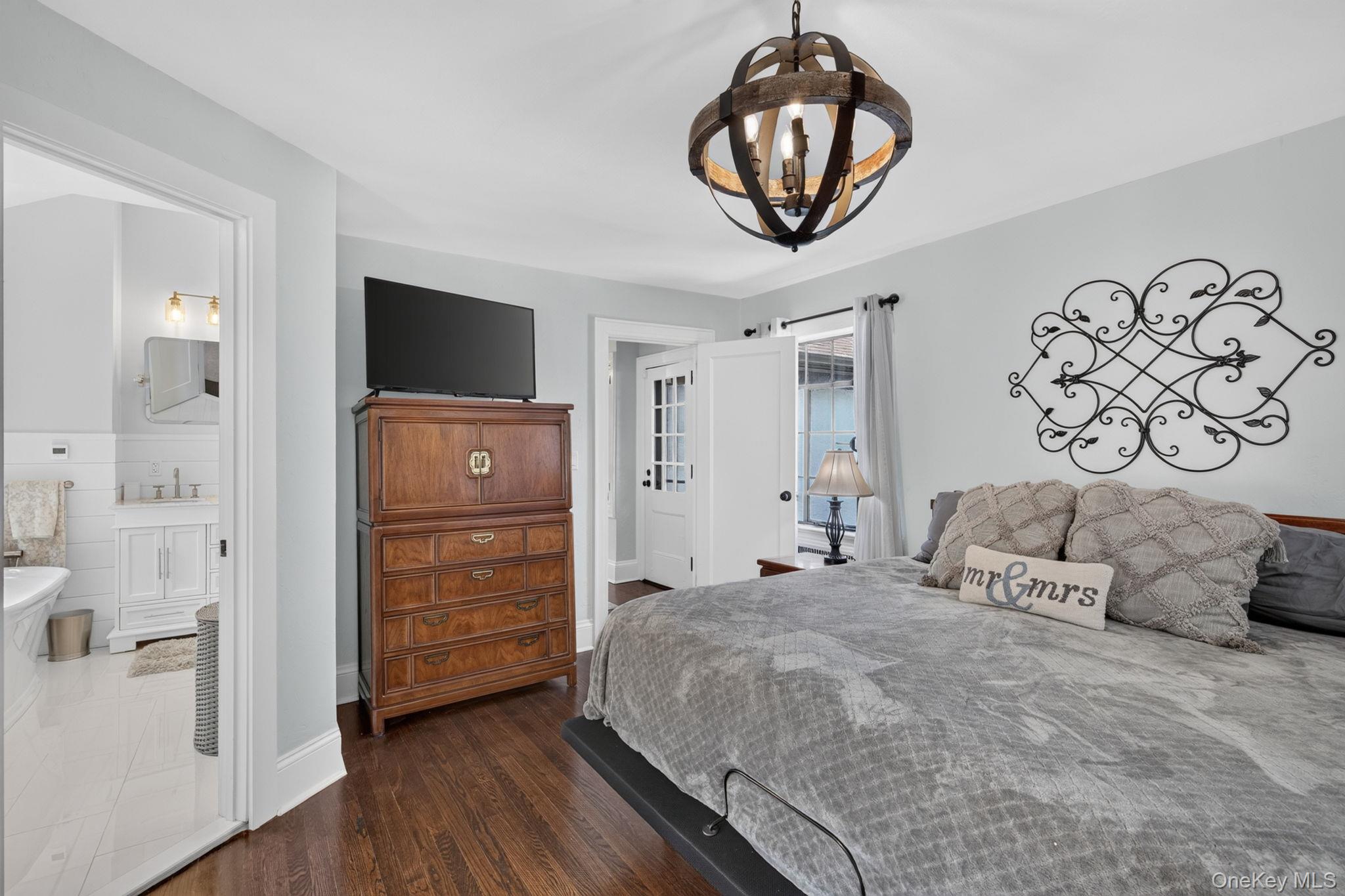 17 Hollywood Court Property Photo 33