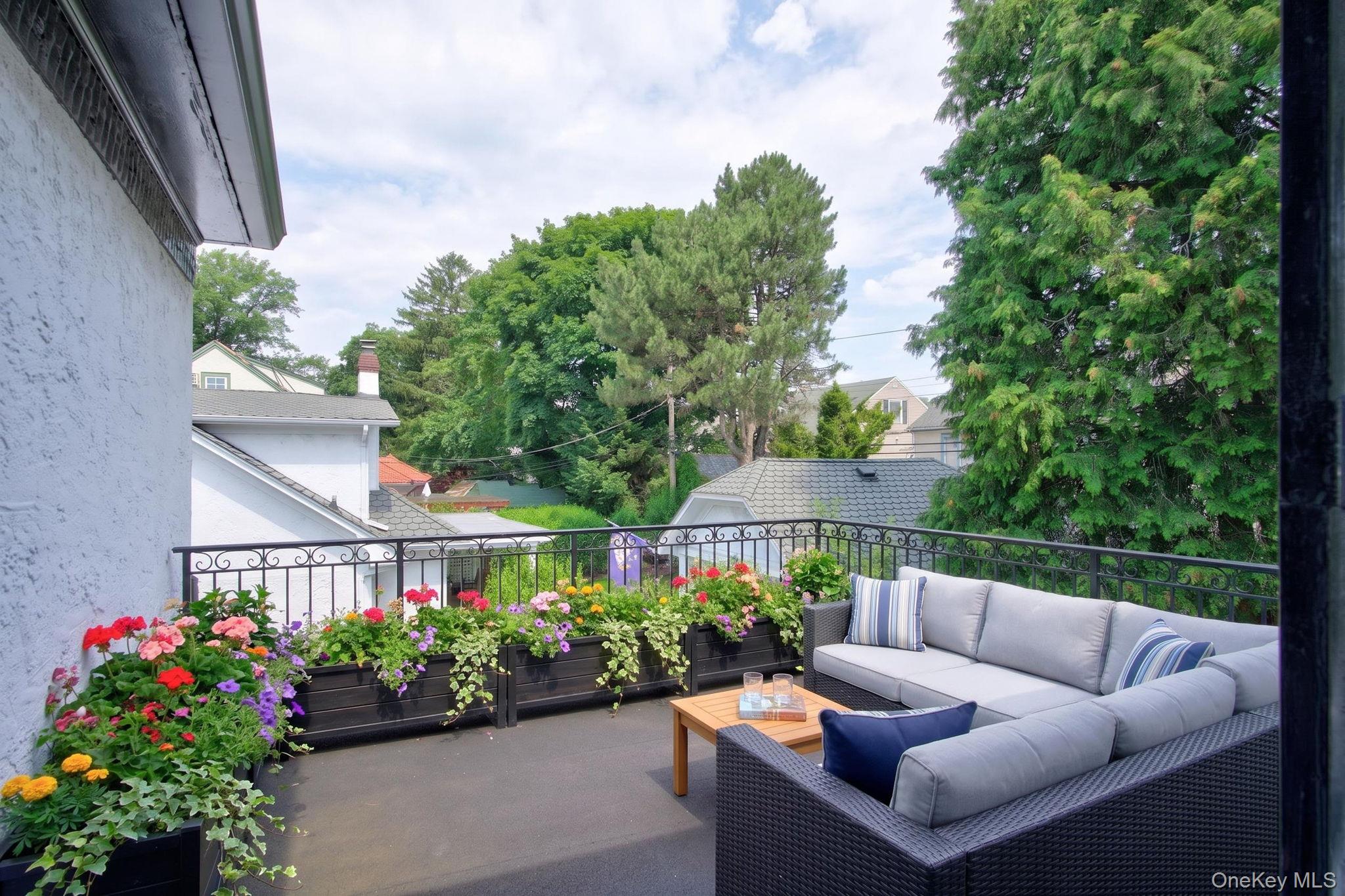 17 Hollywood Court Property Photo 37