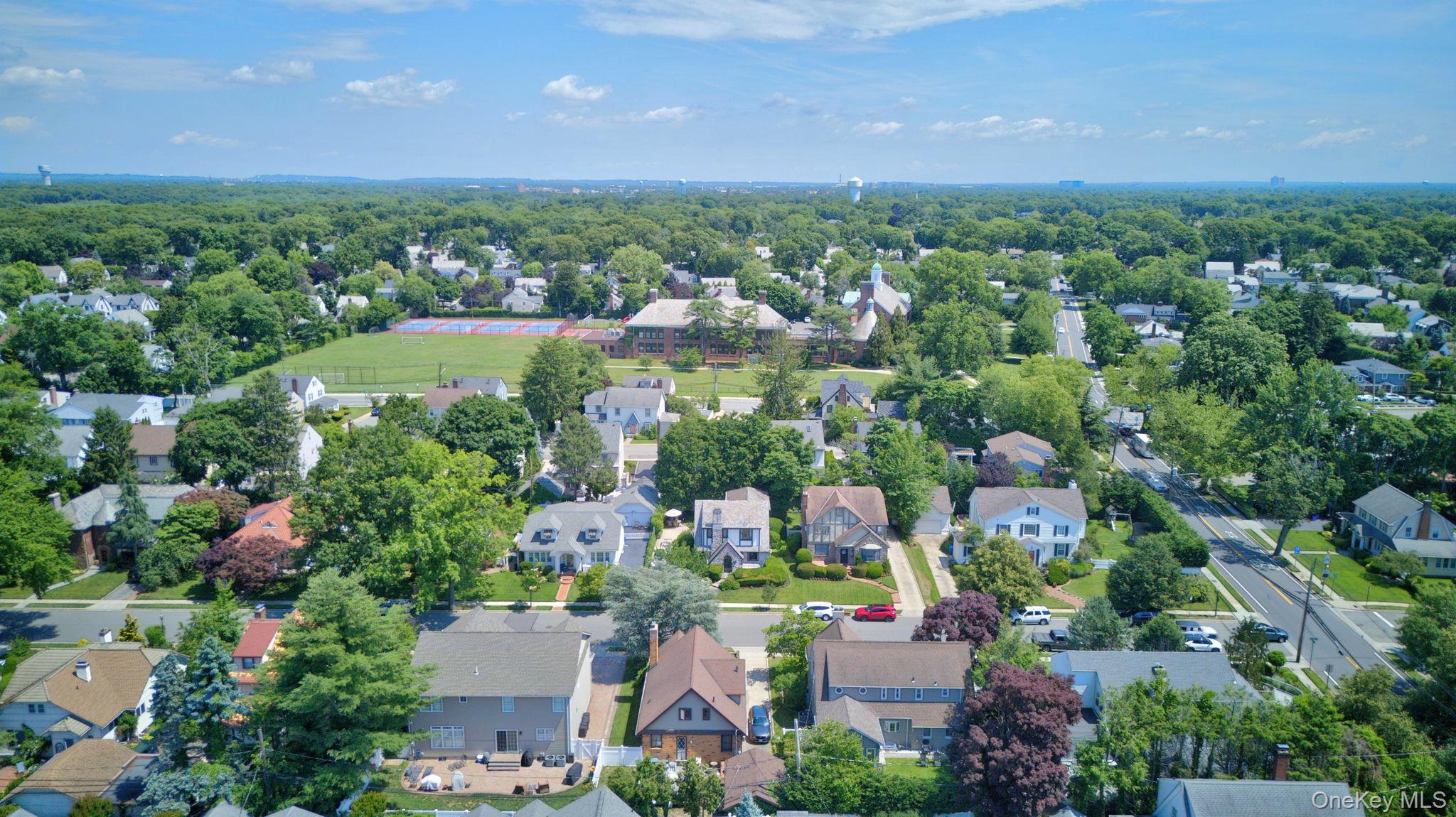 17 Hollywood Court Property Photo 46
