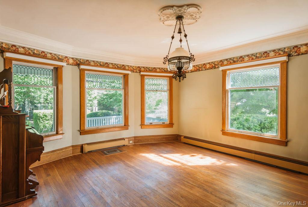 54 Linderman Avenue Property Photo 9