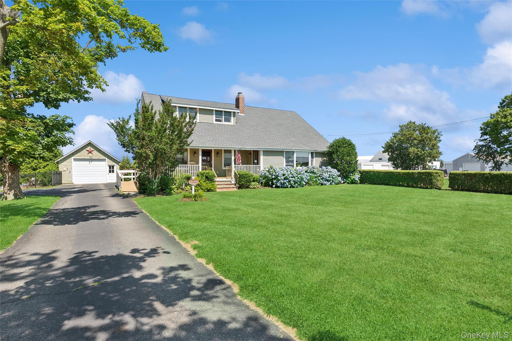 10415 Oregon Road Property Photo 1