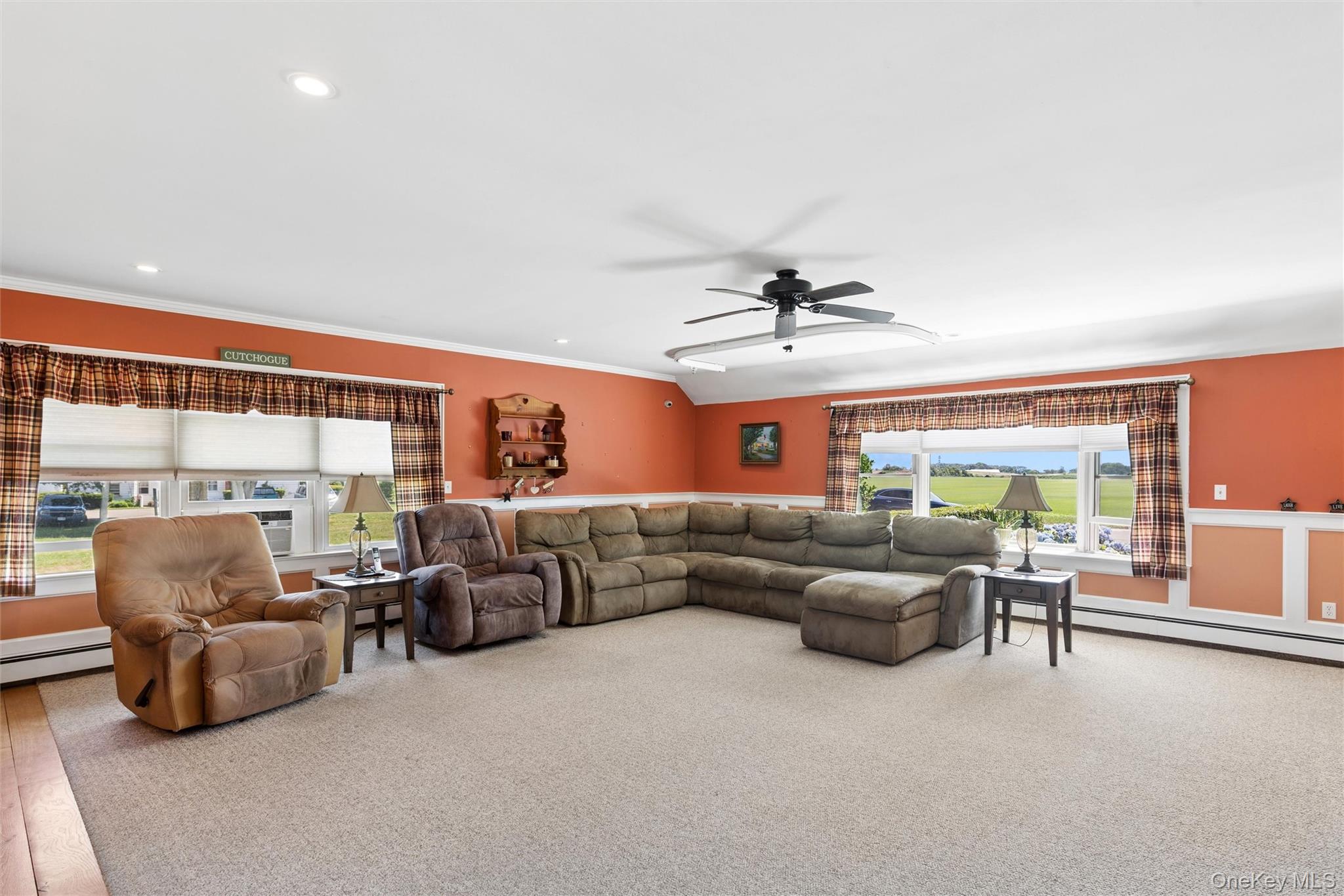 10415 Oregon Road Property Photo 4