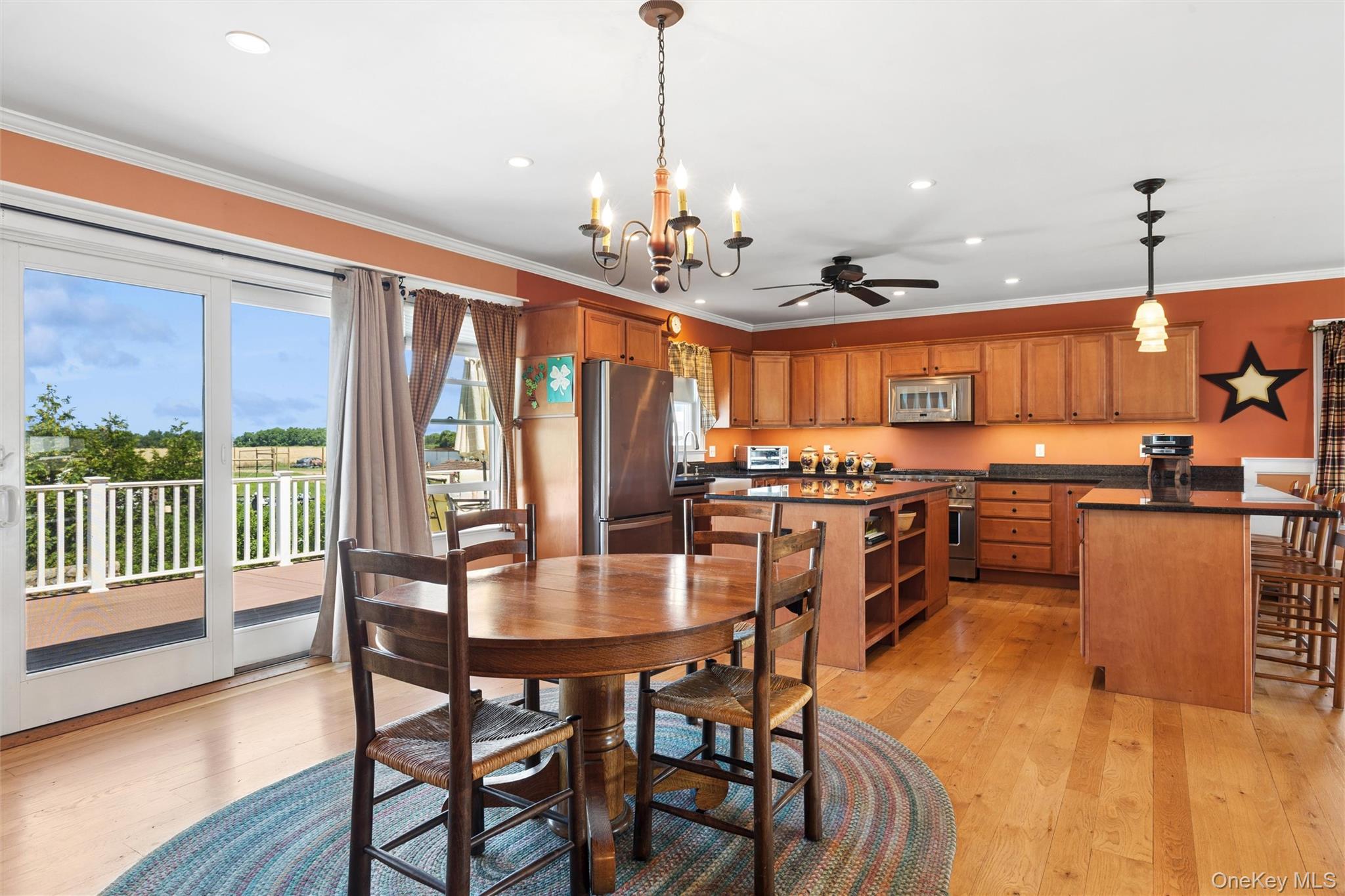 10415 Oregon Road Property Photo 7