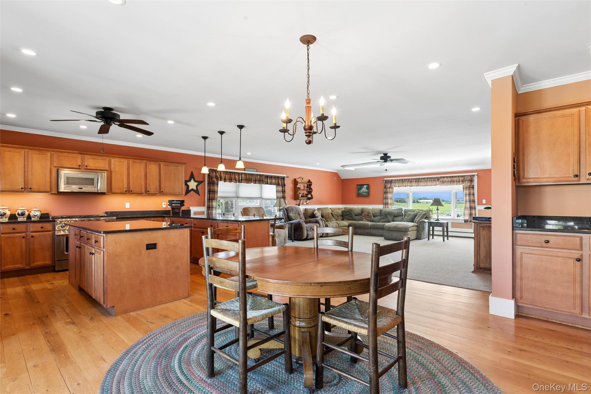 10415 Oregon Road Property Photo 12