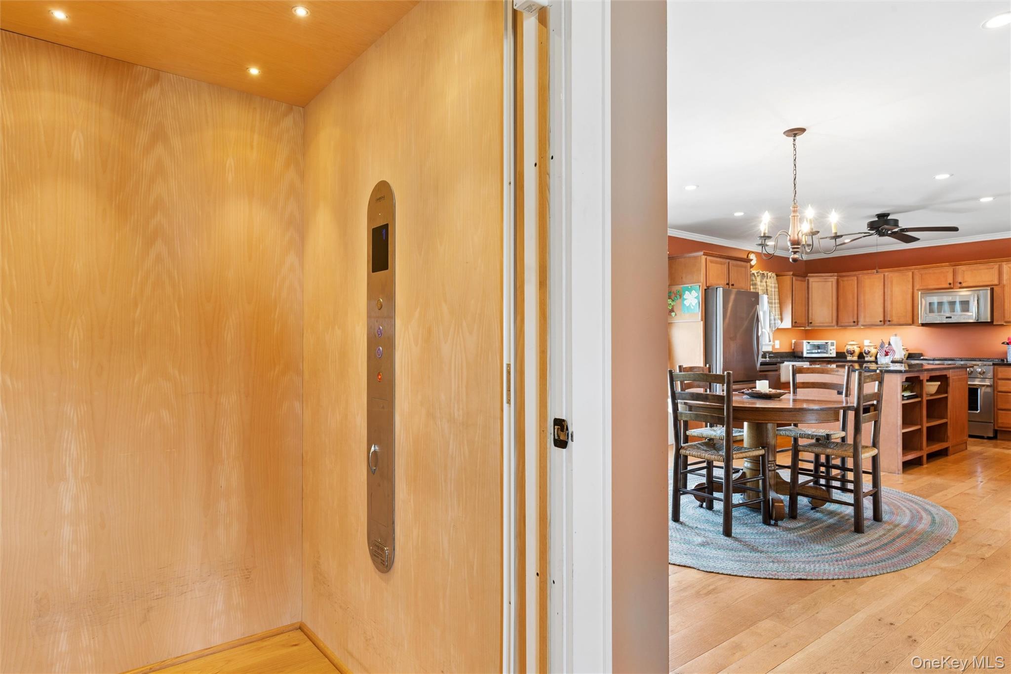 10415 Oregon Road Property Photo 13