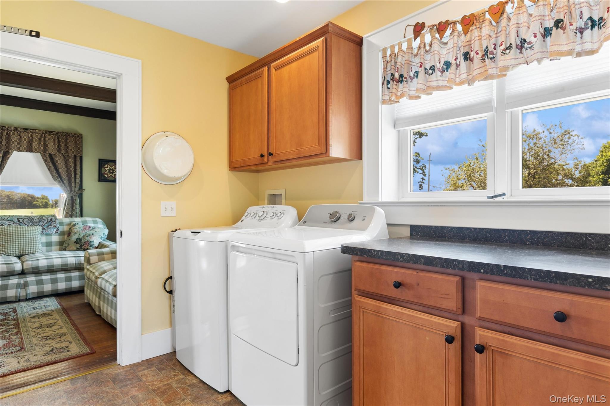 10415 Oregon Road Property Photo 17
