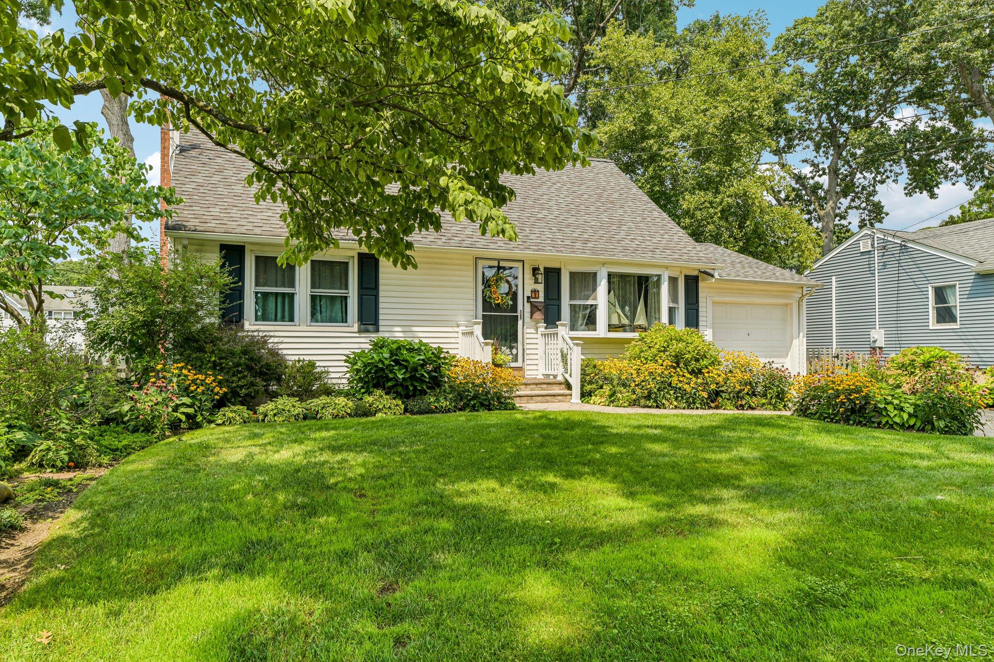 75 Hale Road Property Photo 2