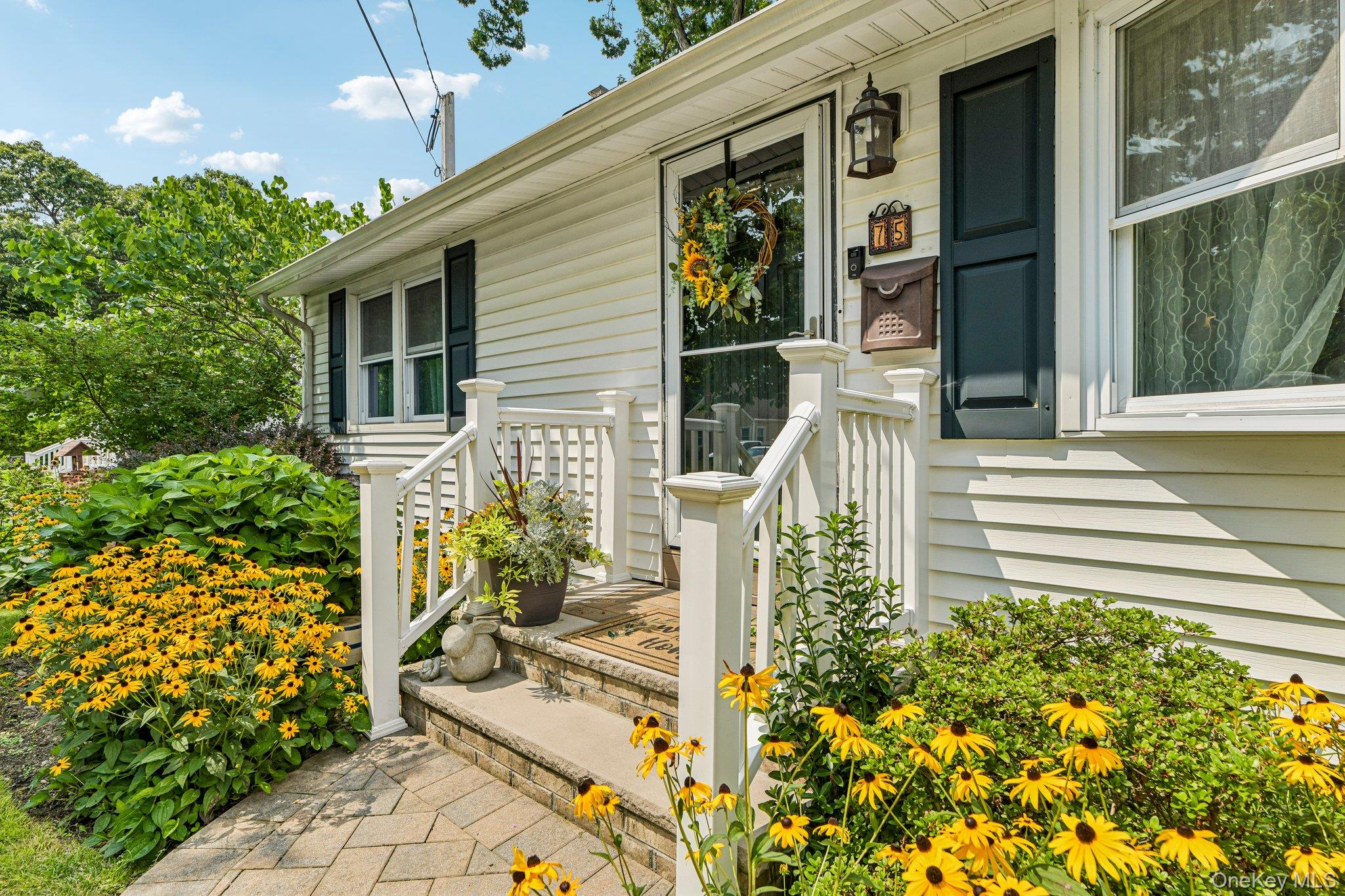 75 Hale Road Property Photo 4