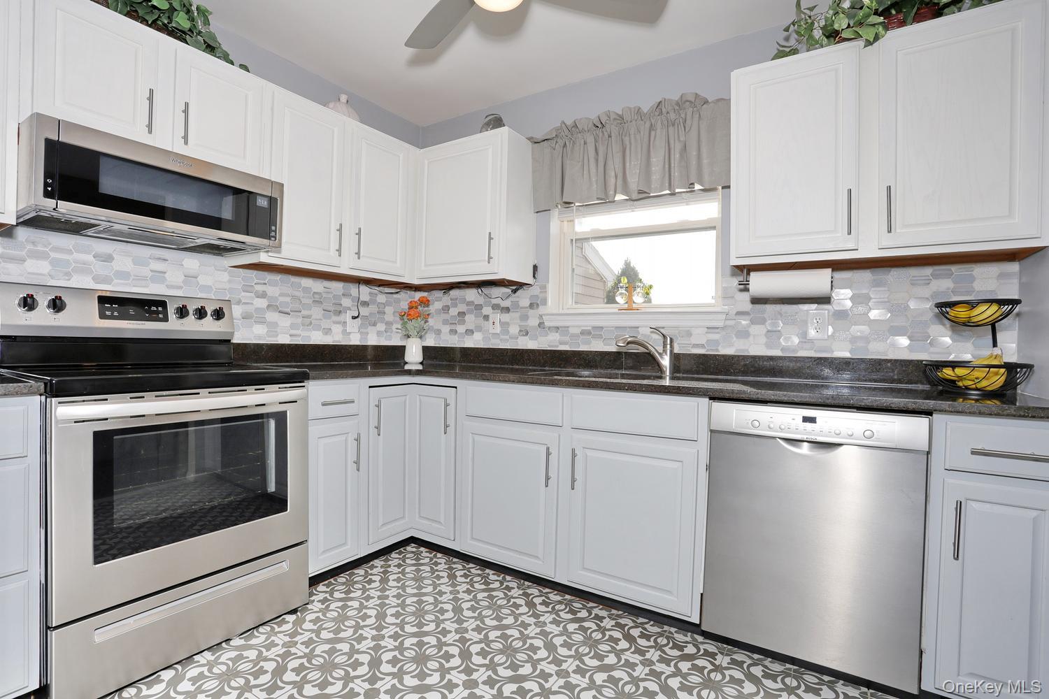 99 Boniface Drive 2d Property Photo 6