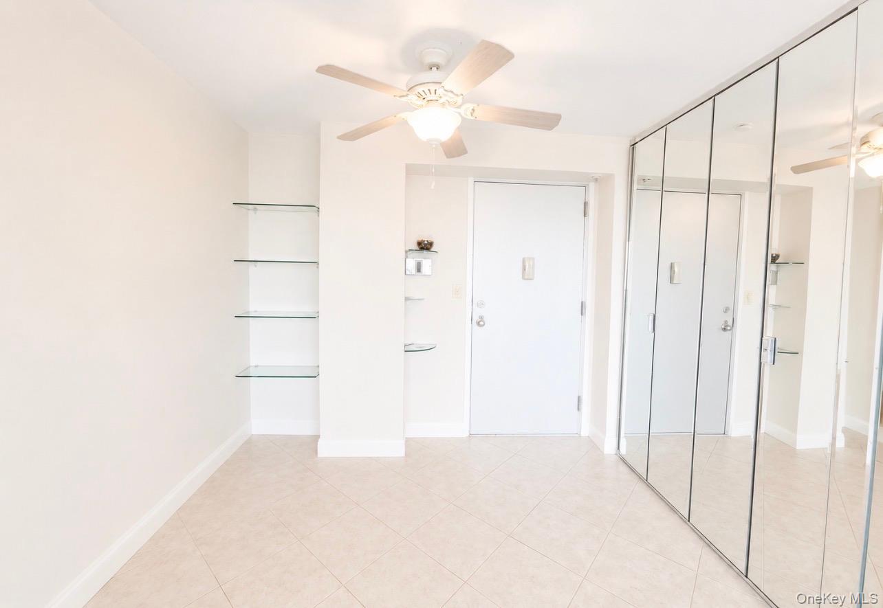 1 Bay Club Drive 11p Property Photo 3