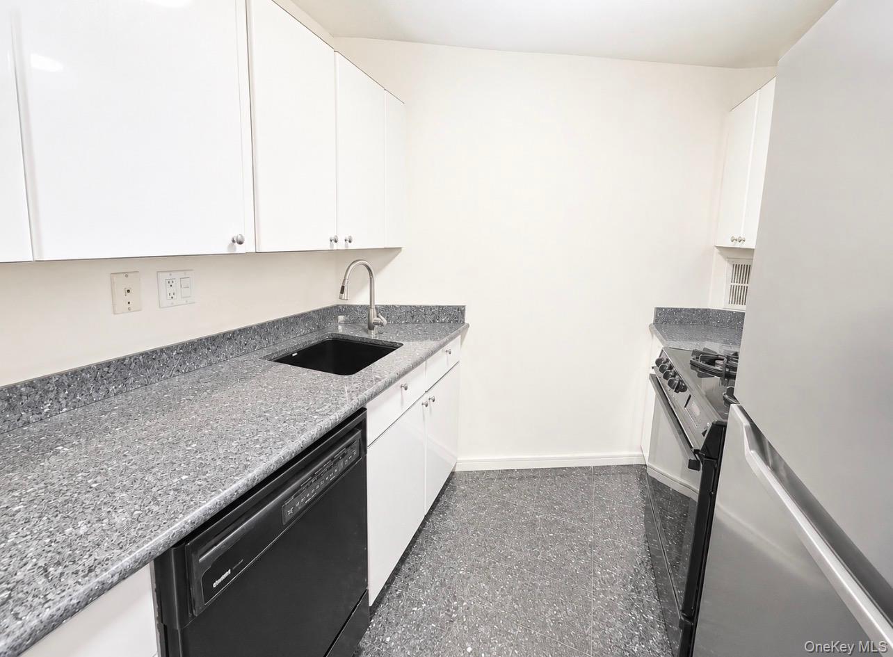 1 Bay Club Drive 11p Property Photo 5