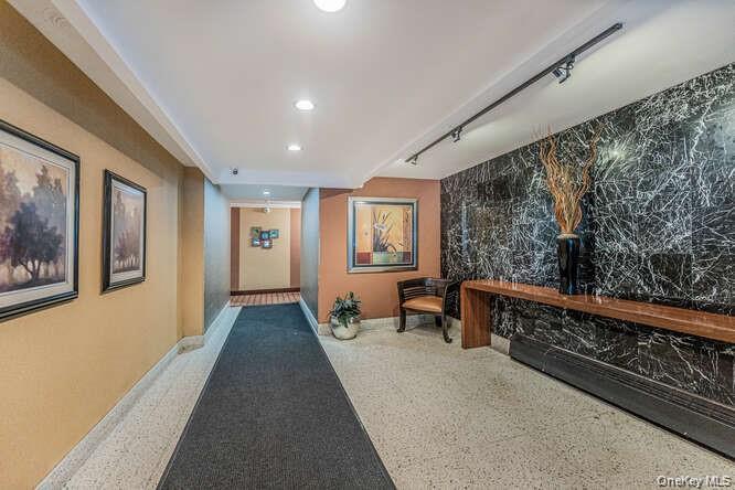 2750 Johnson Avenue 7l Property Photo 6