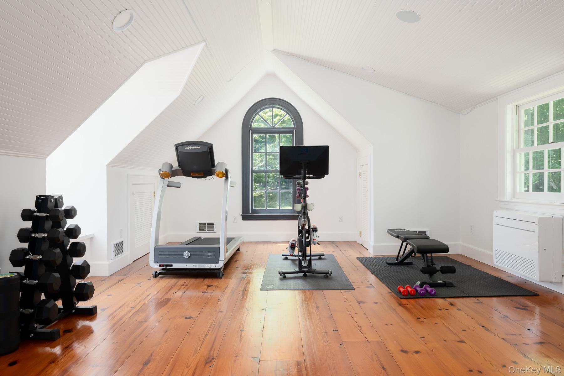 120 Scarborough Road Property Photo 32