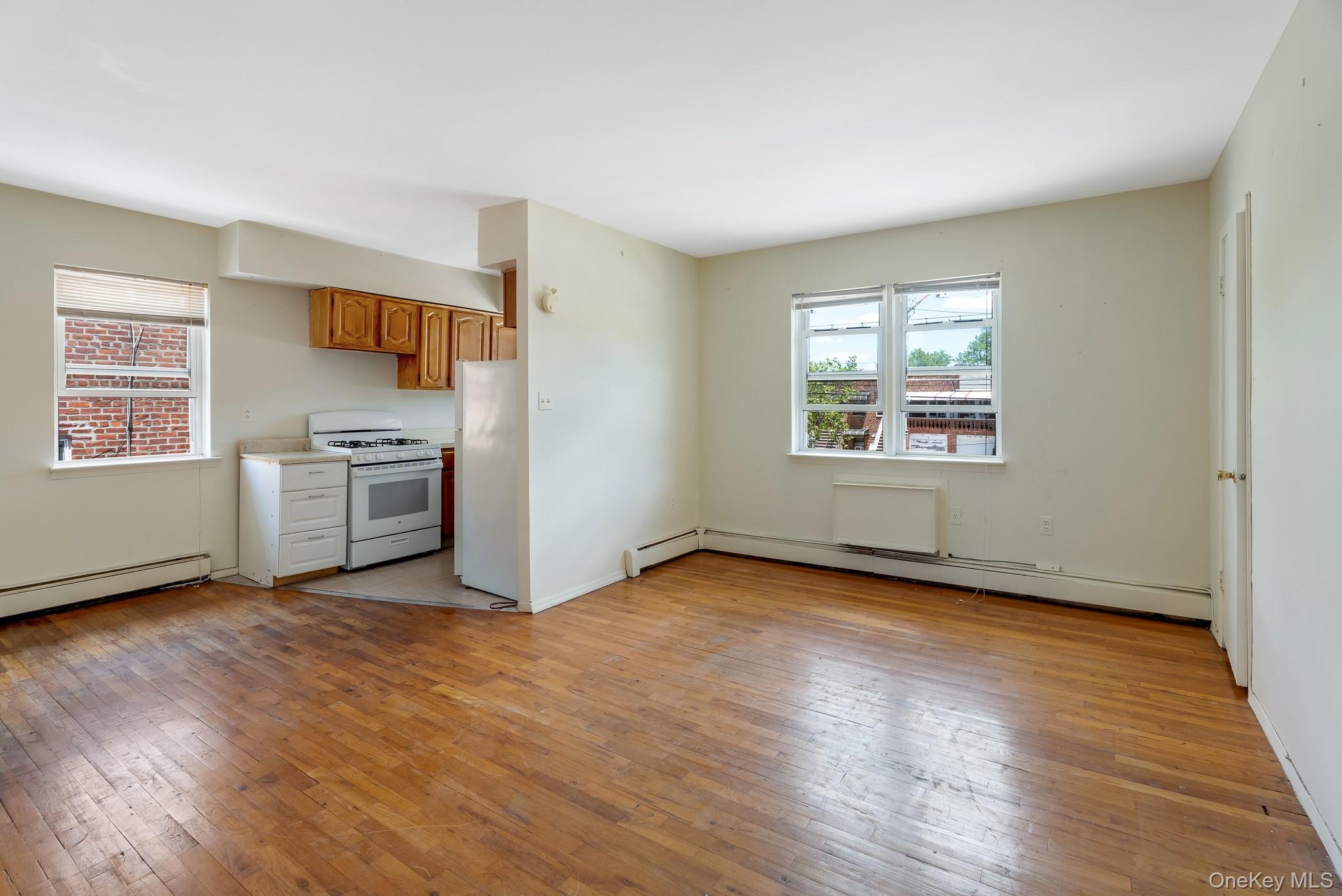 2450 Gerritsen Avenue Property Photo 5