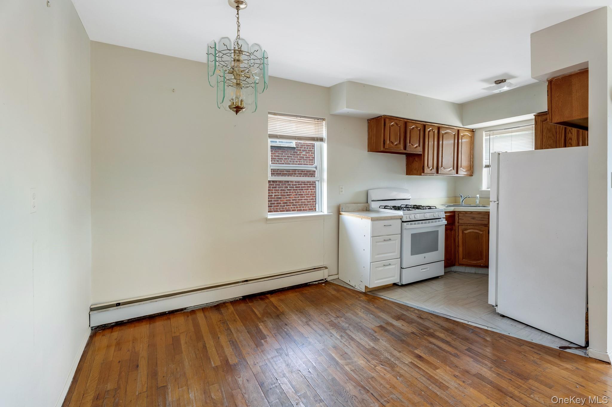 2450 Gerritsen Avenue Property Photo 7