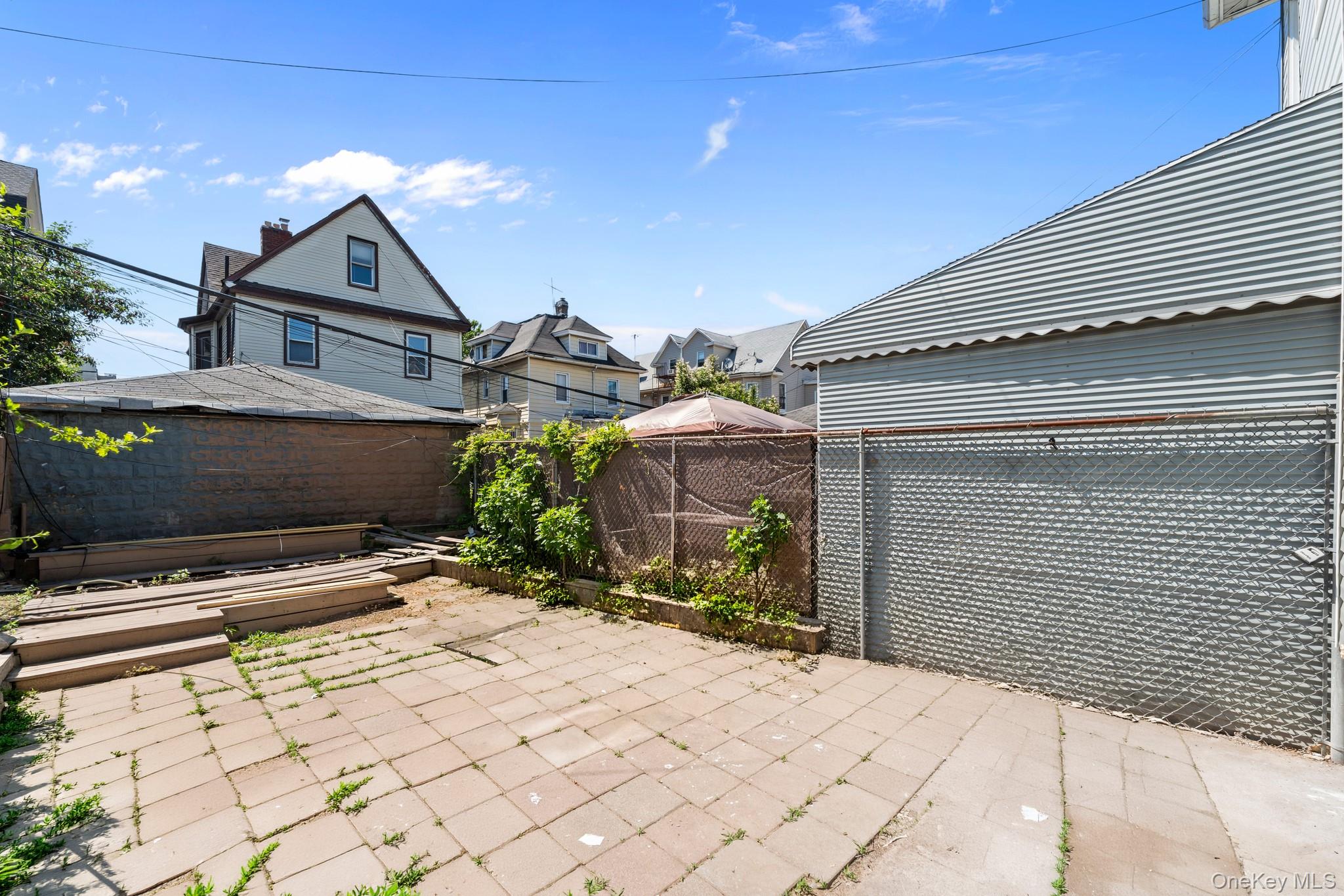 1658 Brooklyn Avenue Property Photo 12