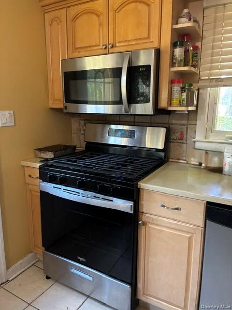 169 W 21st Street Property Photo 9