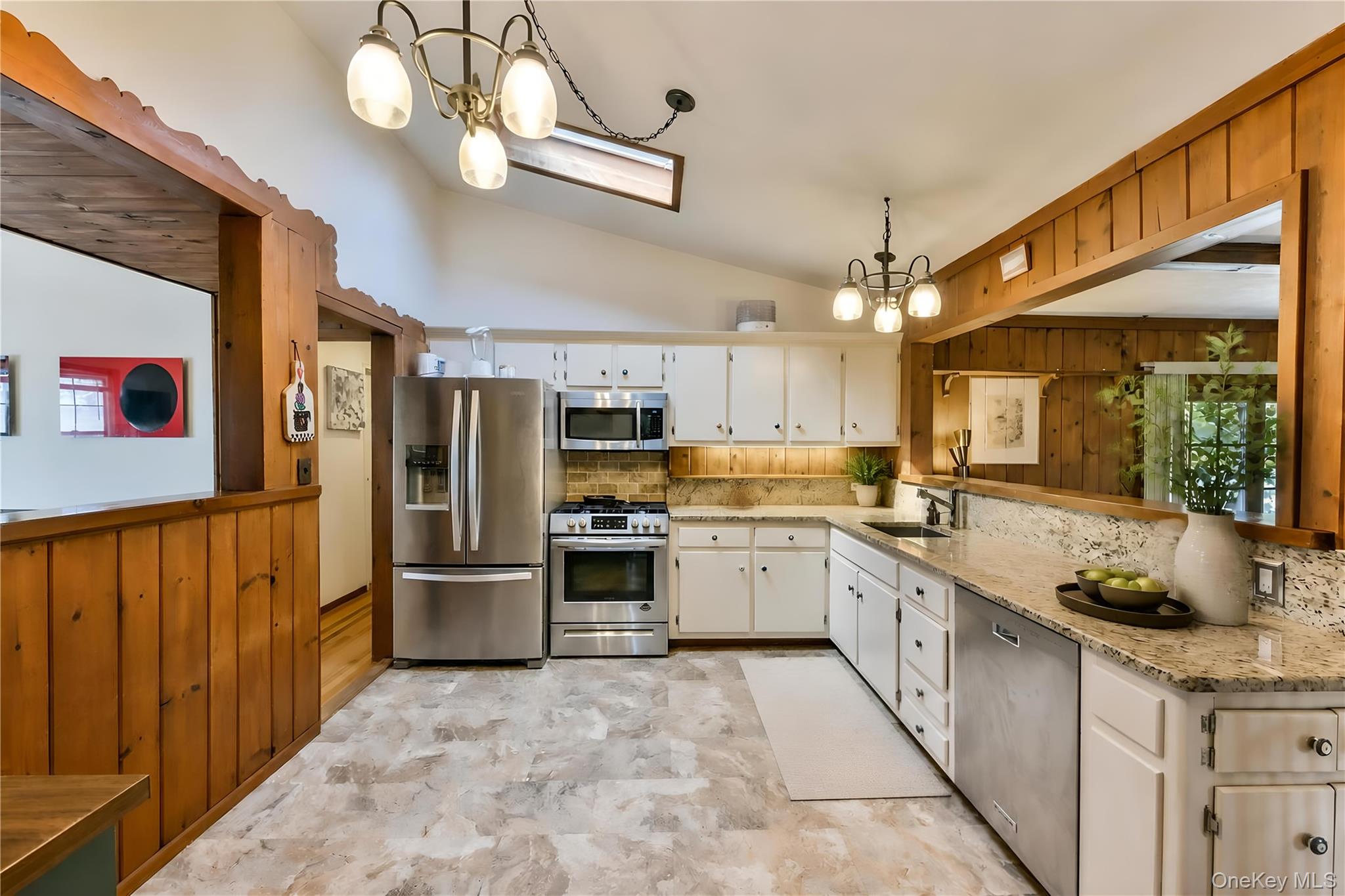 28 Dartmouth Drive Property Photo 8