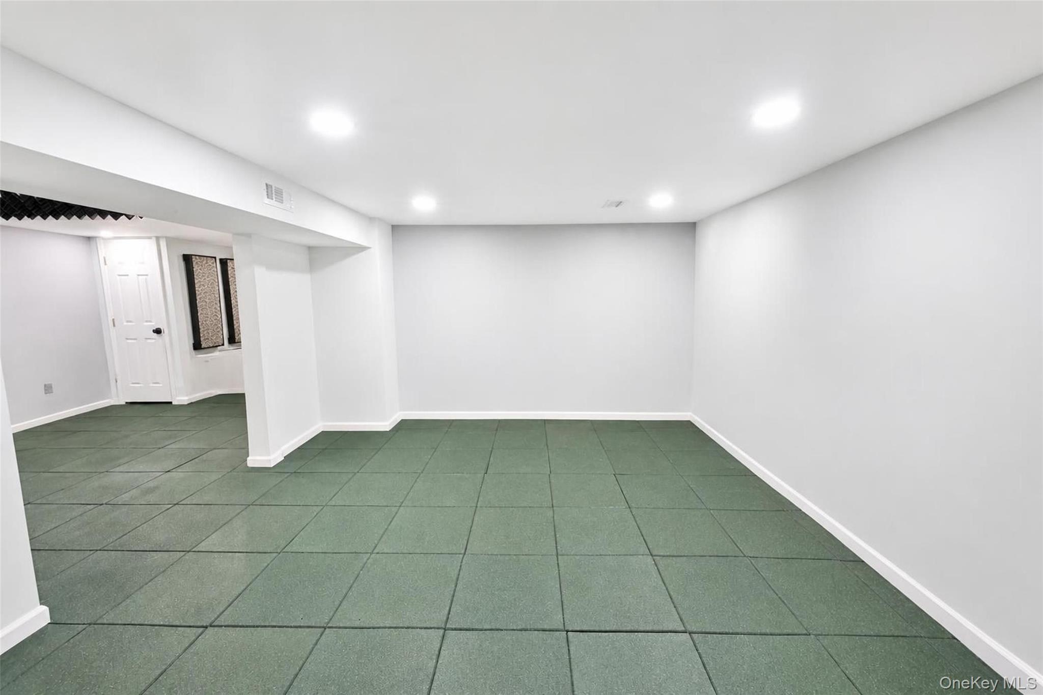 28 Dartmouth Drive Property Photo 20
