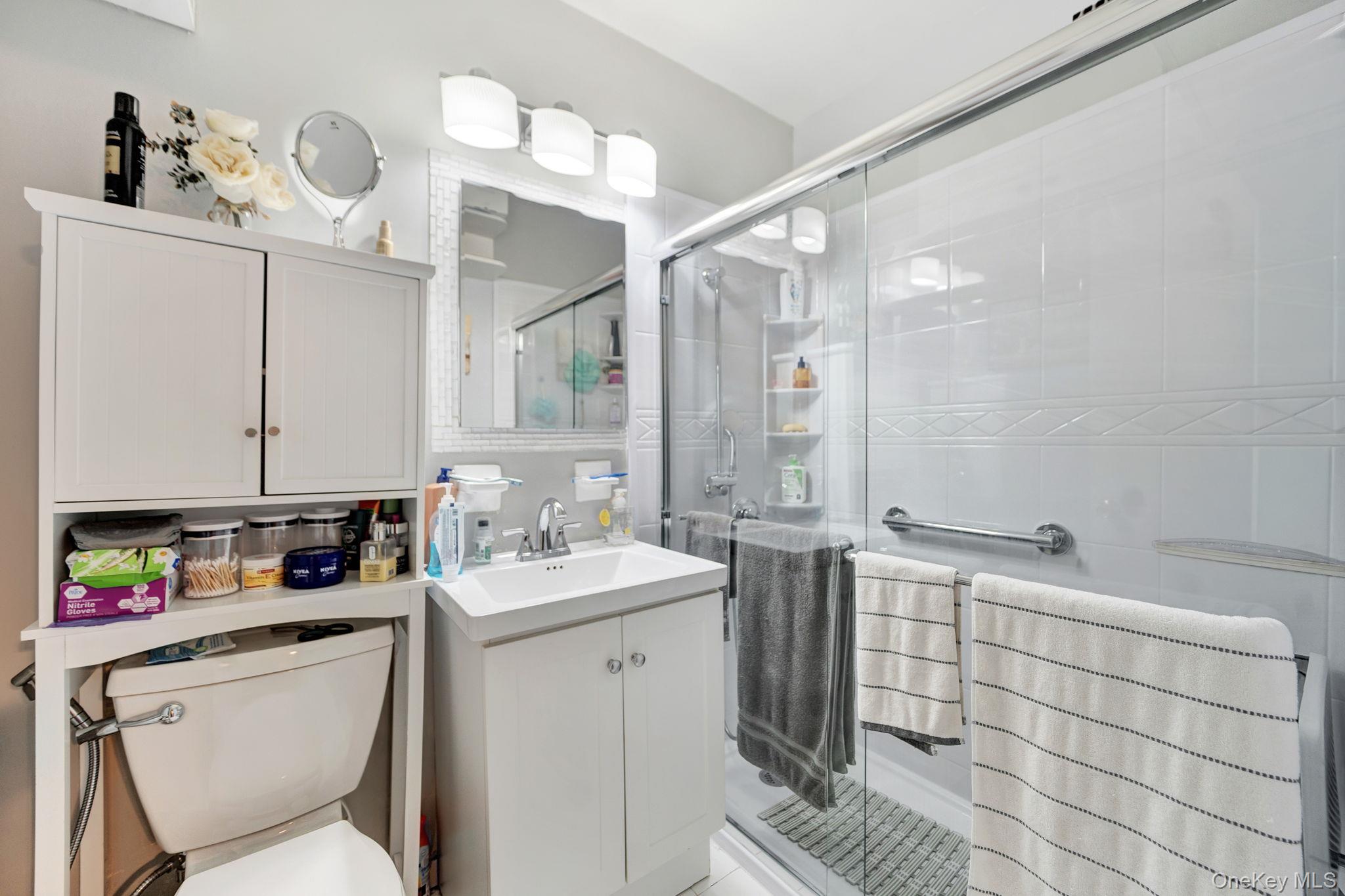 333 Bronx River Road 712 Property Photo 5