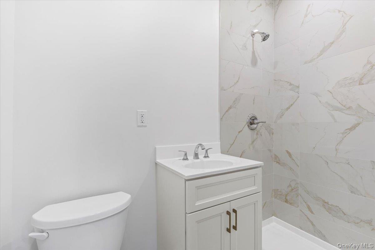197 Finlay Street Property Photo 42