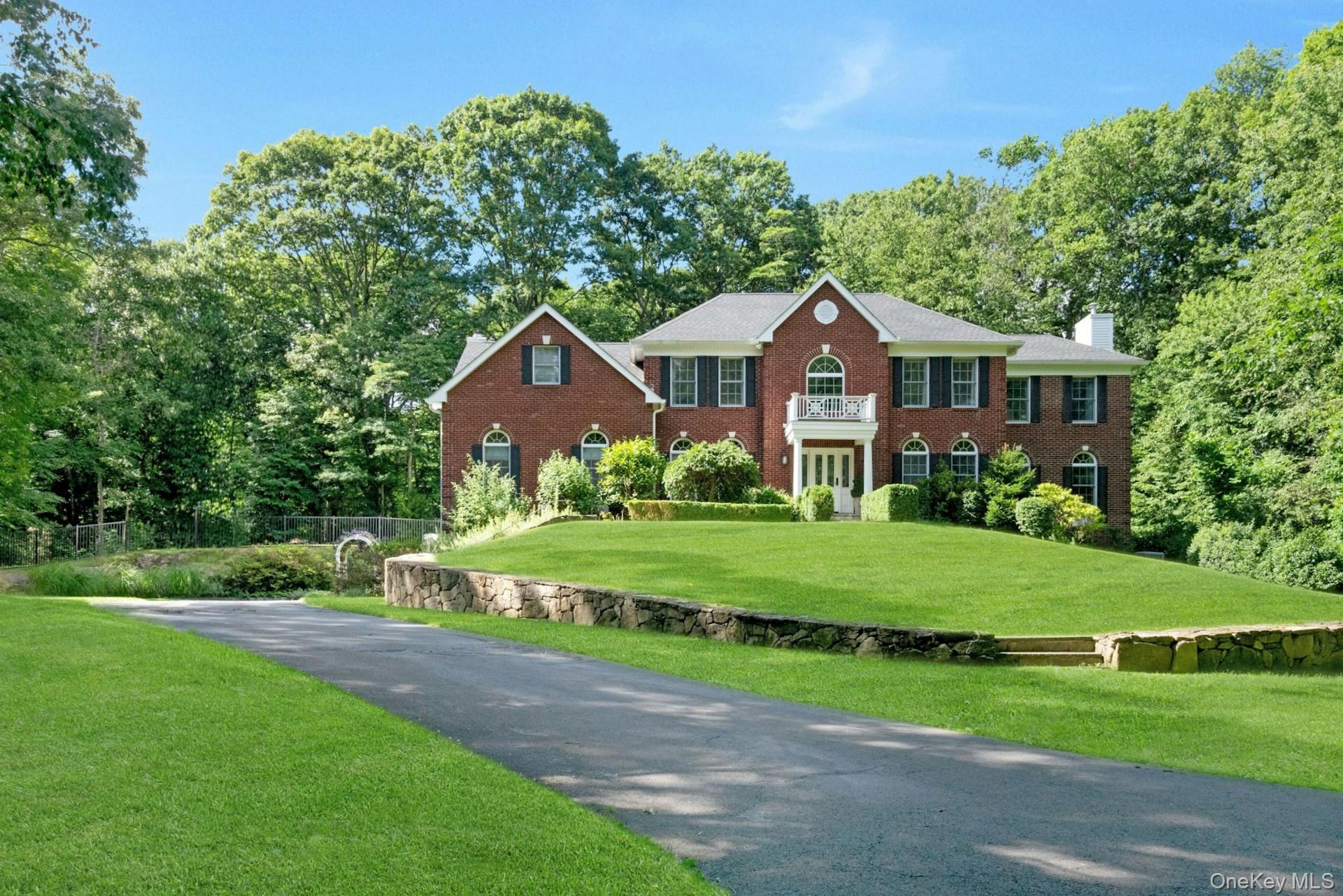32 Split Rock Road Property Photo 1