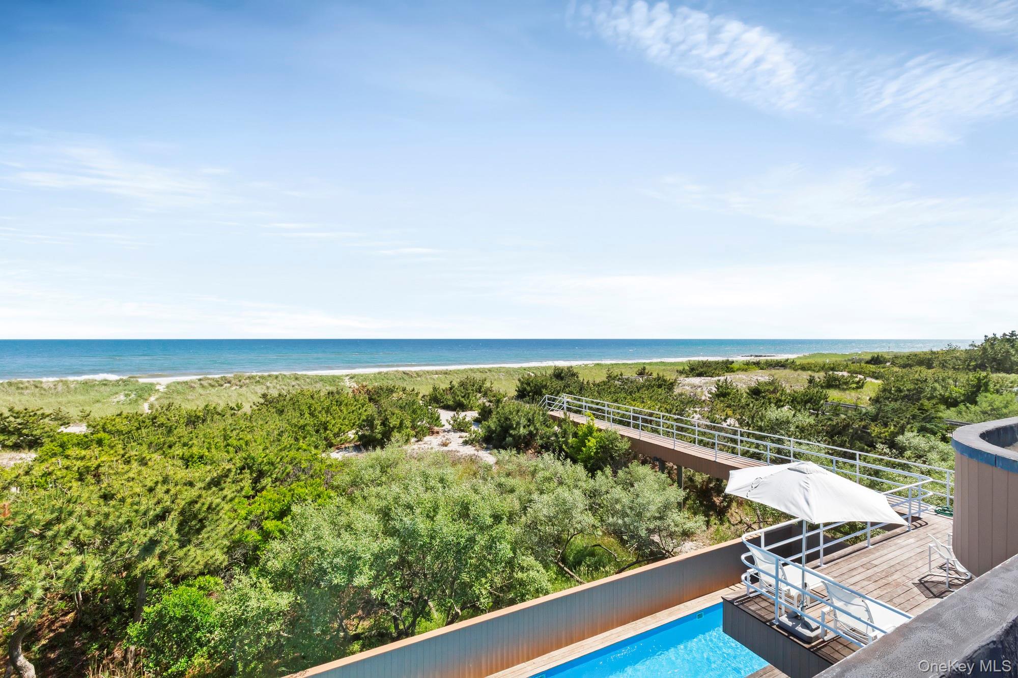 559 Dune Road Property Photo 3